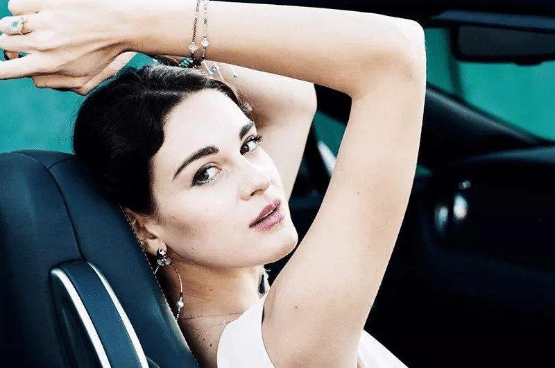 Gurl, it's time to be your own Valentine - Tanzire