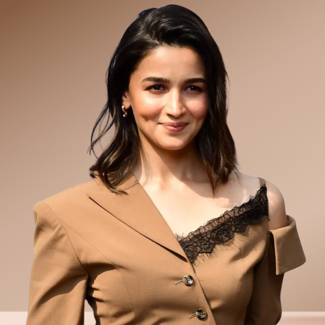 Alia Bhatt in Mini S-Shaped Earrings