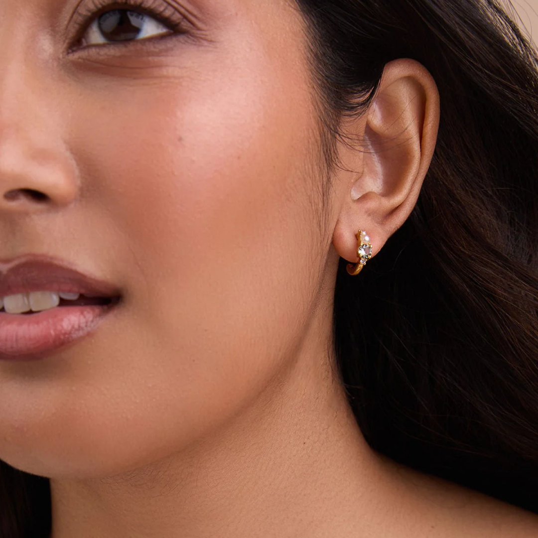 Oliver Pearl Huggie Hoops
