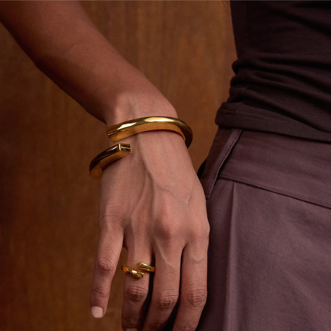 Nami Crossover Cuff Bangle