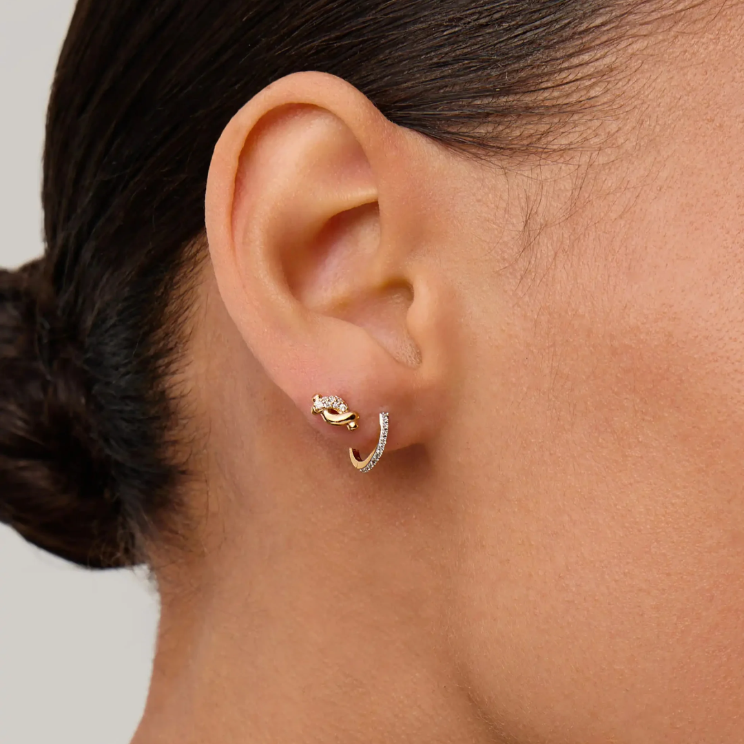 18K Gold Molten Snow Stud Earrings