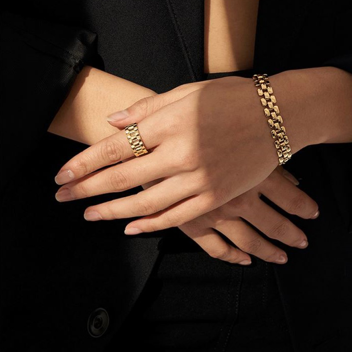 18K Gold Layered Textured Link Charm Bracelet