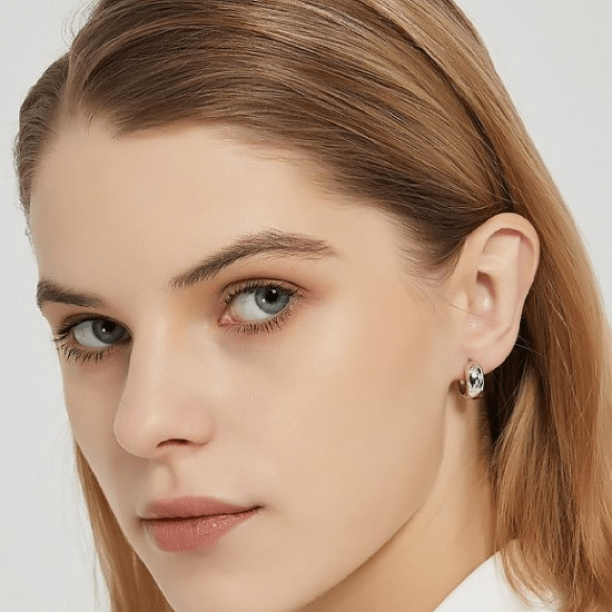 Minimal Rhodium Silver Hoop Huggies