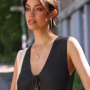 Minimalist Cora Pearl Pendant Necklace