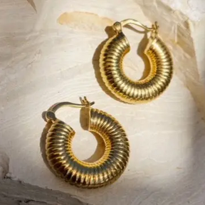 Monica Ribbed Gold Hoop Earrings