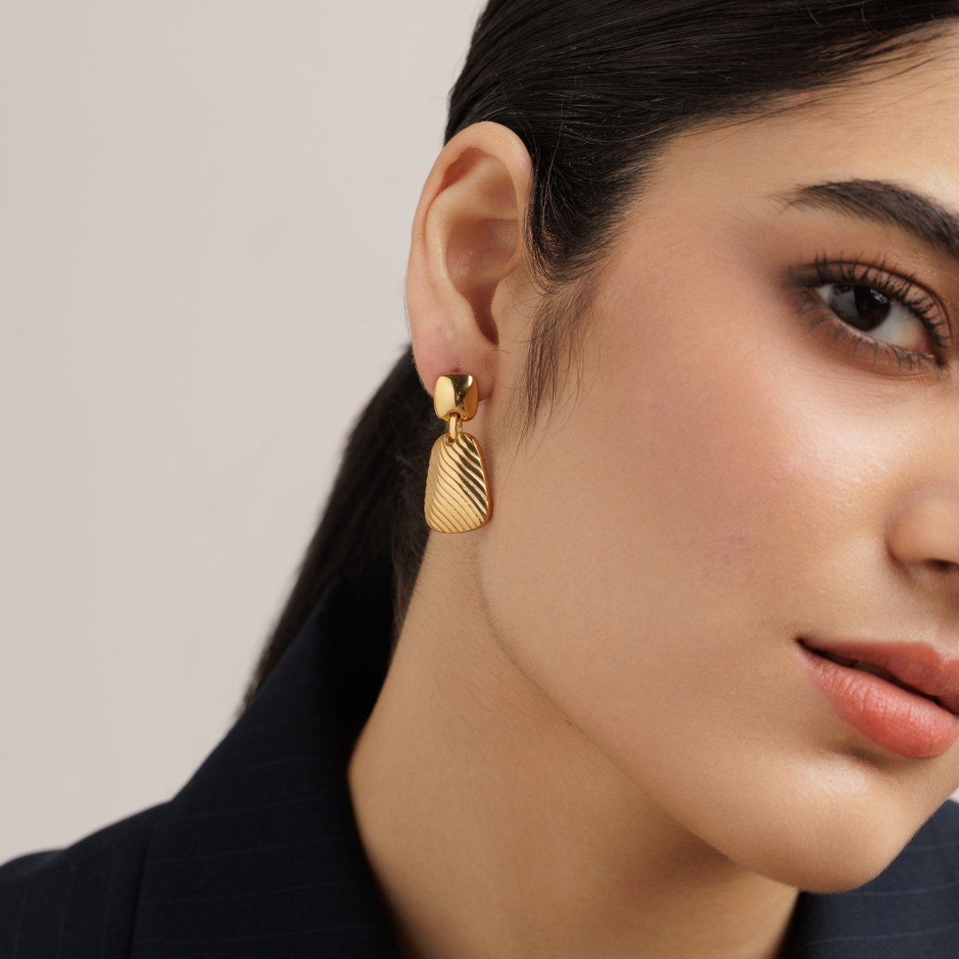 Fluid Ridged Dangler Earrings