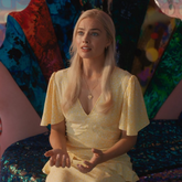 Margot Robbie in Heart Pendant Necklace