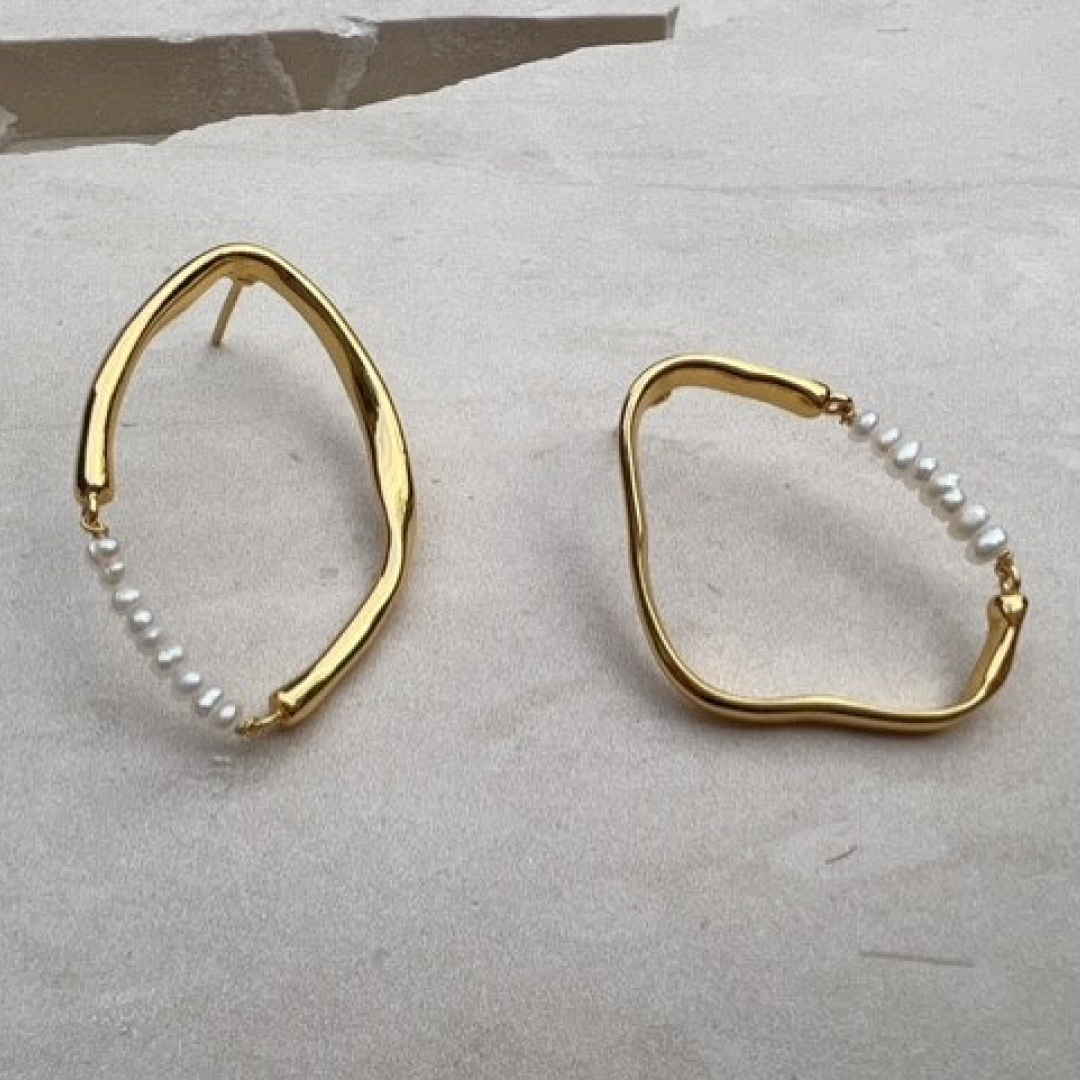 Thin Gold Thiva Hoop Earrings with Pearls