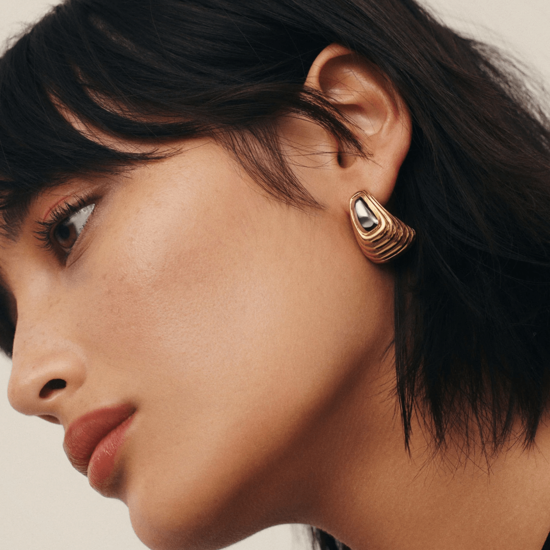 Oversized Two-Tone Ridged Stud Earrings