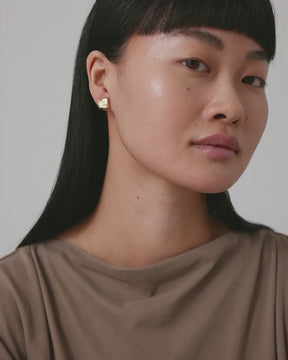 Mini Sundra Stud Earrings