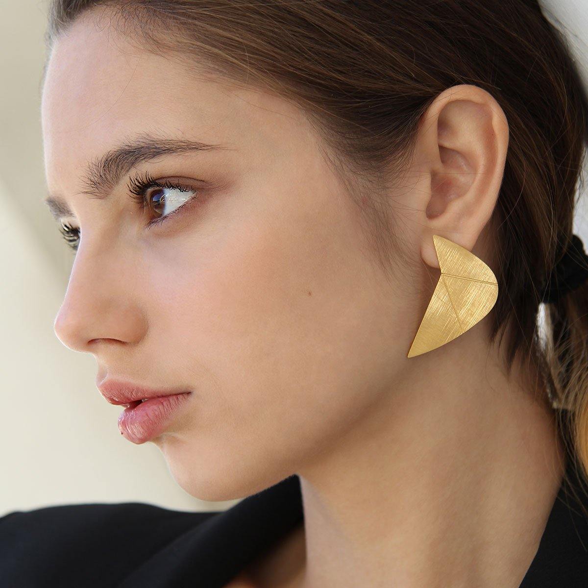 18k Gold Plated Eclipse Earrings - Tanzire