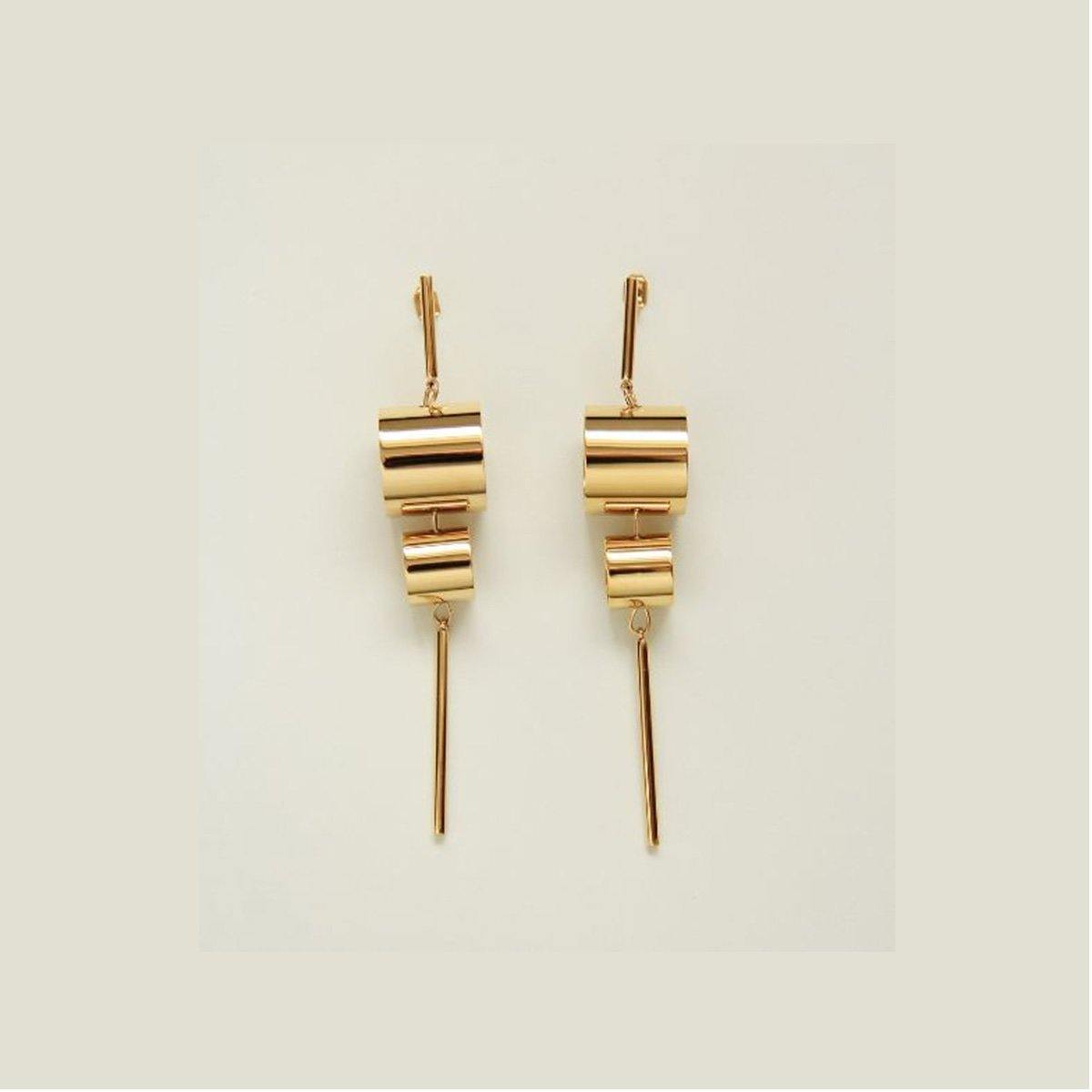 18k Gold-plated Rohre Long Earrings - Tanzire