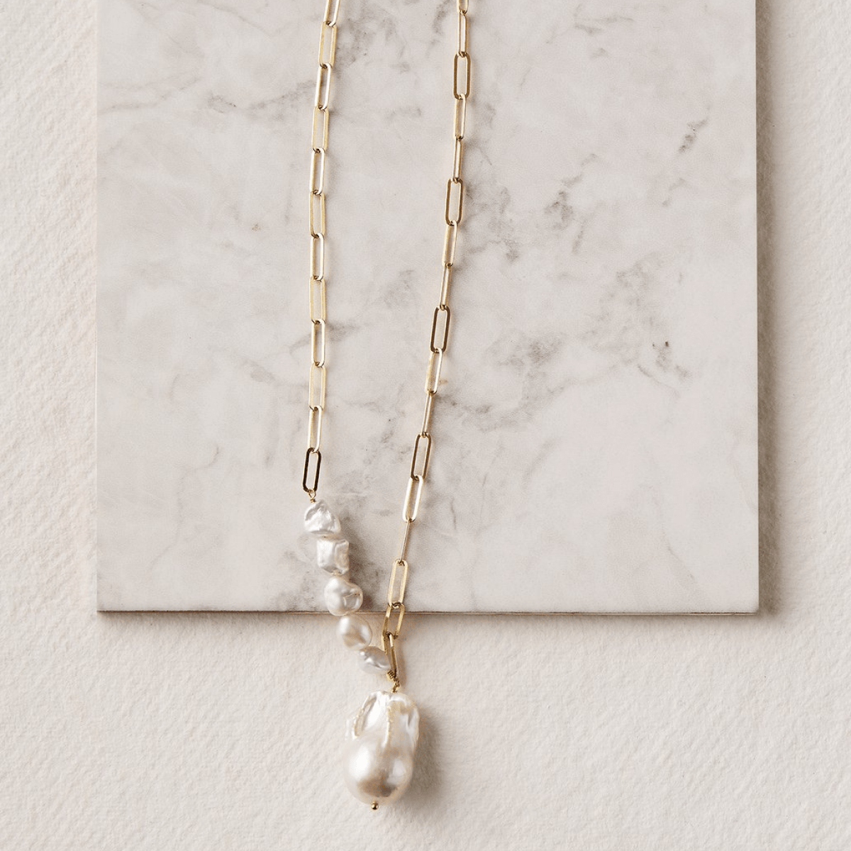 Asymmetric Paperclip Pearl Chain Necklace