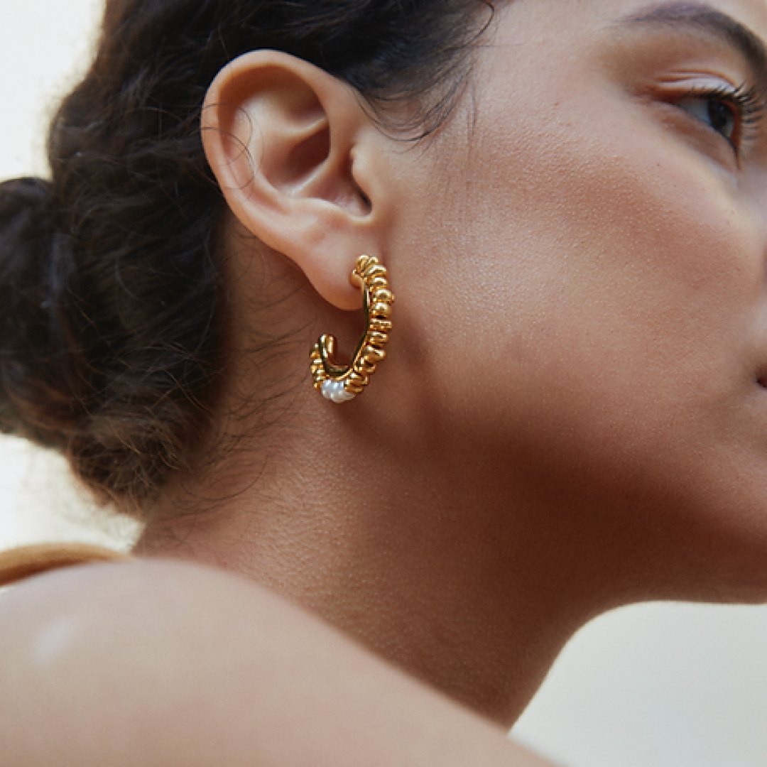 Dapper Stylish 22k Gold Hoop Earrings – Andaaz Jewelers